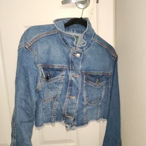 Lightly Cropped jean jacket